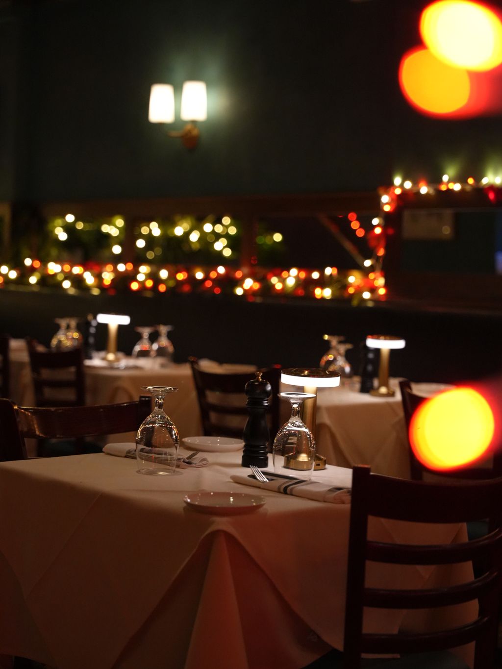 Lighting and dining room detail inside Margaux